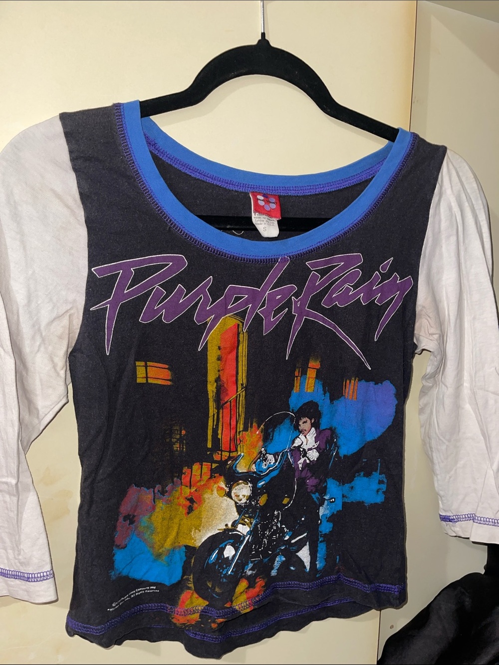 Urban Renewal Purple Rain Graphic Raglan Top - Black & White